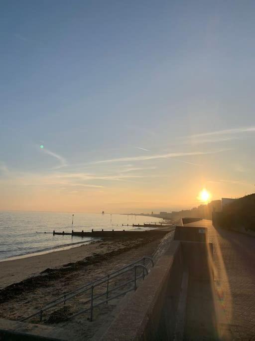 Gordon Villa - A Seaside Escape Harwich Dış mekan fotoğraf